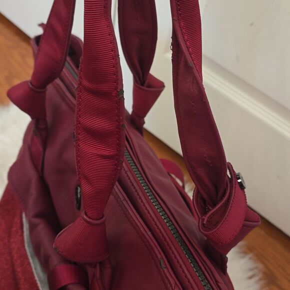 Lululemon Daily Essentials Everything Bag - Picture 15 of 17